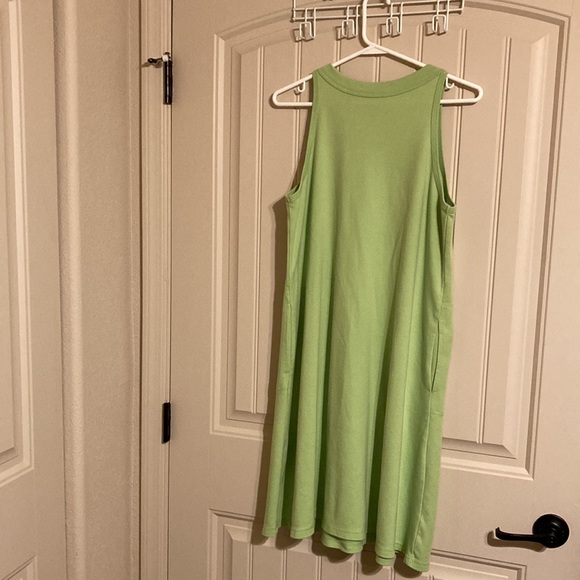 Hanes Green Casual V-Neck Dress Beach Cover Up Lounge Sleeveless Pull On Pockets - Picture 2 of 4